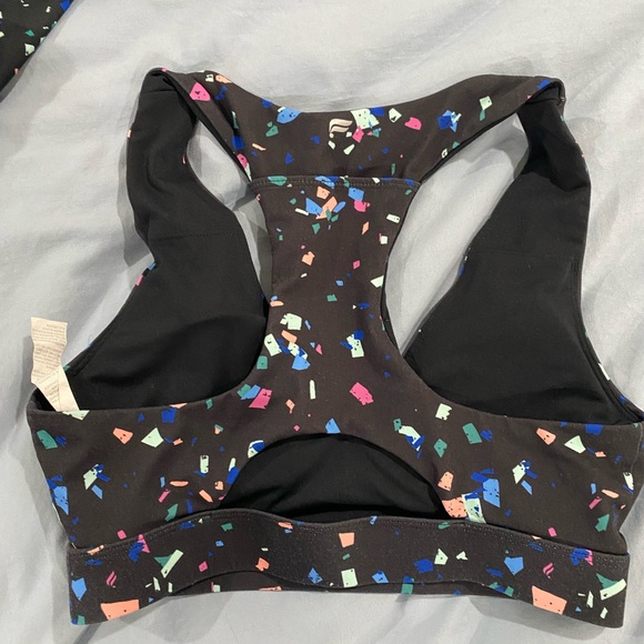 Colorful Patterned Activewear Set - Picture 6 of 7